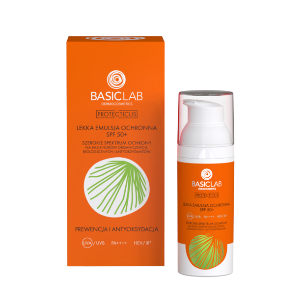 Фото - Крем для засмаги BasicLab Lekka emulsja ochronna SPF50+ 50ml  Protecticus 